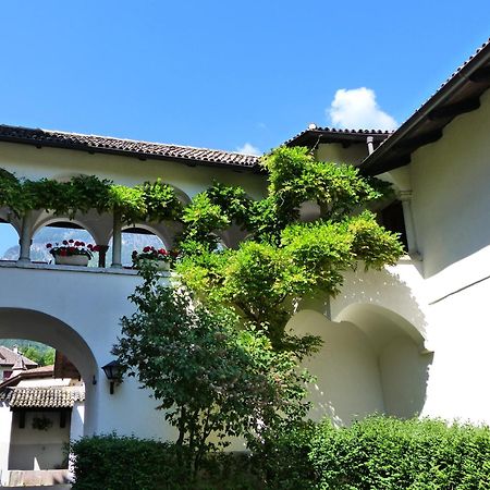 Apartments Schloss Paschbach Appiano Sulla Strada Del Vino Exterior photo