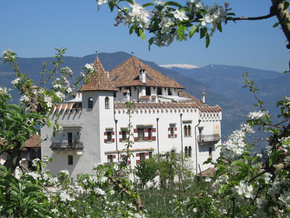 Apartments Schloss Paschbach Appiano Sulla Strada Del Vino Exterior photo